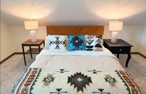 Gainesville House | Tall Tales Farmhouse Retreat