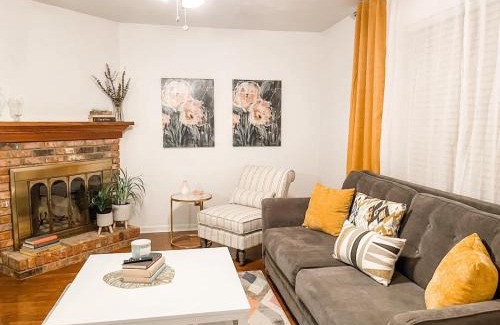 Tallahassee House | Tally Town Gem 2bdr 2 Ba townhome
