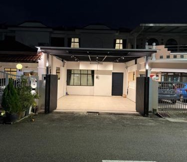 Kampung Simpah House | Taman Bagan Homestay