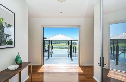 Tamborine House | Tamborine Dreaming - Farm Stay | Pool | Views