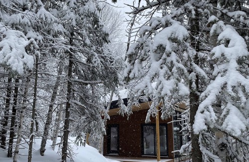 Baie-St-Paul Ski Chalet | Tanières Microchalets Charlevoix Canada