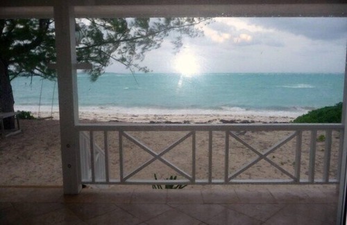 Great Exuma Villa | Tar Bay's Hidden Treasure! "The place to be"