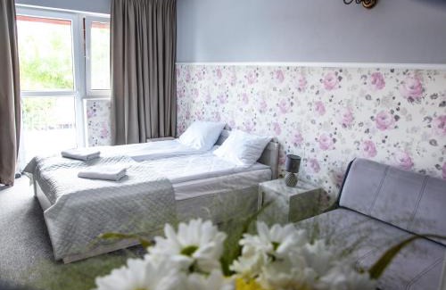 Dzwierzuty Bed & Breakfast | Targowski Dwór Mazury