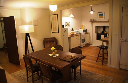 Warncoort Cottage | Tarndie