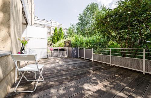 Krzyki Apartment | Tarnogaj Apartment - Terrace, Park Nearby - by Rentujemy