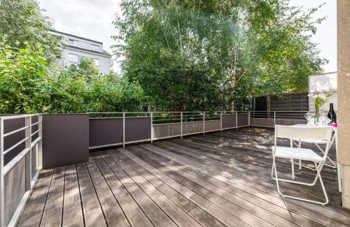 Krzyki Apartment | Tarnogaj Apartment - Terrace, Park Nearby - by Rentujemy