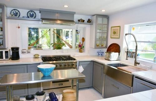 Folly Beach Apartment | Tarpon- Charming 1 BR, Steps to Beach