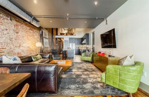 Arts District Apartment | Tasteful Loft