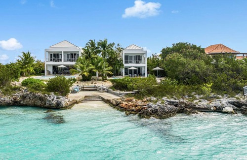 Ocean Point House | TC Villas -Miami Vice One -Romantic Ocean & Bay Escape