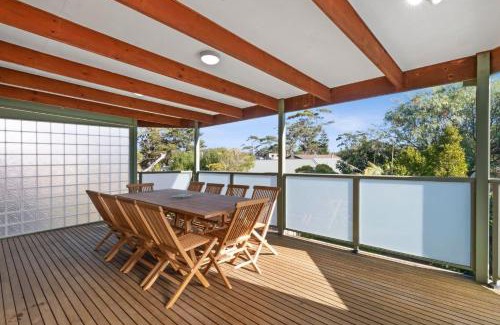 Broulee House | Teds at Broulee managed by Batemans Bay Accom