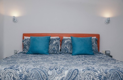 Tulum City Center Hotel | Teetotum Hotel Restaurant Lounge