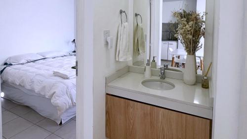 General Roca Apartment | Temporario Sur, hasta 4 personas con 3 camas, cochera