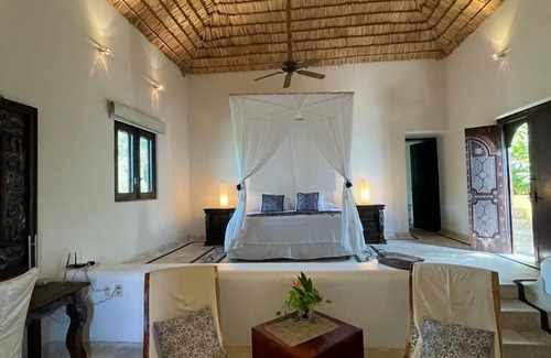 Ixtapa - Zihuatanejo Hotel | Tentaciones Hotel & Lounge Pool - Adults Only