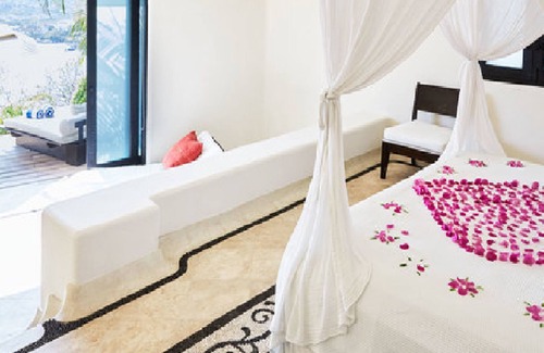 Ixtapa - Zihuatanejo Hotel | Tentaciones Hotel & Lounge Pool - Adults Only