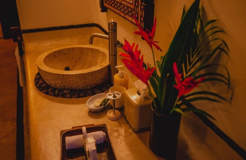 Ixtapa - Zihuatanejo Hotel | Tentaciones Hotel & Lounge Pool - Adults Only