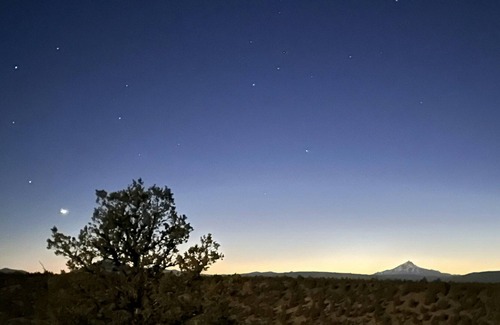 Redmond RV Rental | Tentrr Signature Site - Casita del Sol