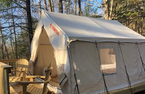 Spencer RV Rental | Tentrr Signature Site - Hart of the Woods