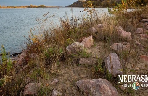 Burbank RV Rental | Tentrr State Park Site - Nebraska Ponca State Park – River Vista F – Single Ca