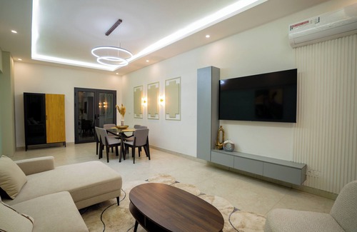 Grand Dakar Apartment | Teranga Baobab 24/7 Security Gym Pool