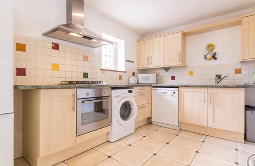 Barneville-Carteret Cottage | Terraced house with terrace, pets allowed