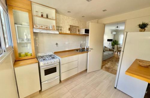 Historic Center Apartment | Terraza y balcón en el corazón de Mendoza, cercano Parque General San Martín y Av Arístides