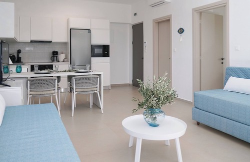 Livadi House | Tersanas Mare Turquoise - Pool Home w. Outdoors