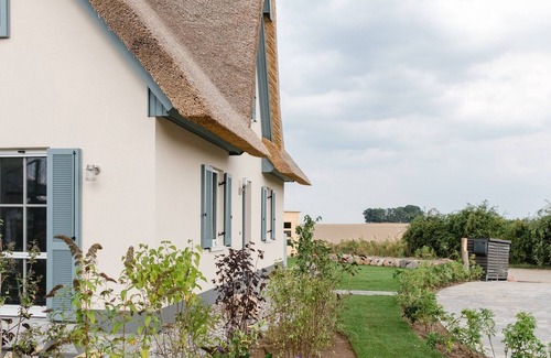 Zierow House | Thatched house for families with children