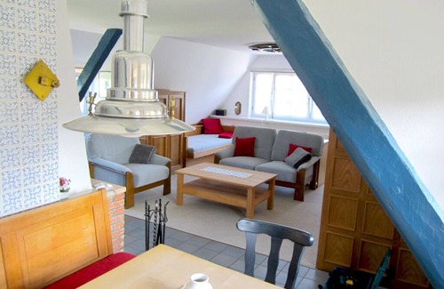Falshoft Apartment | Thatched roof apartment on the Baltic Sea with roof terrace for 4 people in Falshöft