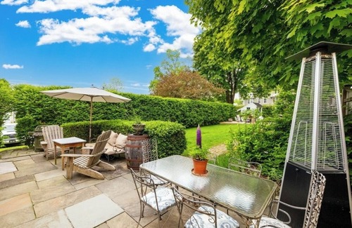 Litchfield Historic District House | The 1782 Darling House on the Litchfield Green