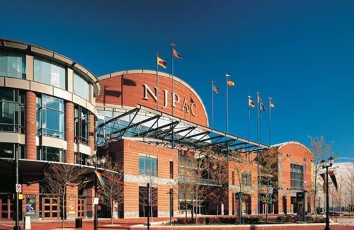 Newark Apartment | The 501 Getaway-2BR*HiddenGem*Skyline view*Rooftop