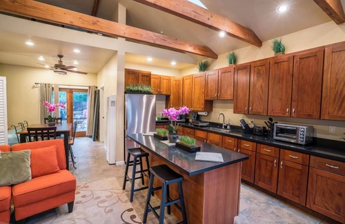 Los Gatos House | The Abode in Downtown Los Gatos