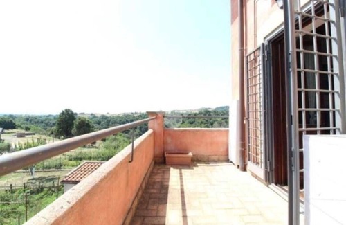 Castelnuovo di Porto Apartment | The Abode of the Wolf