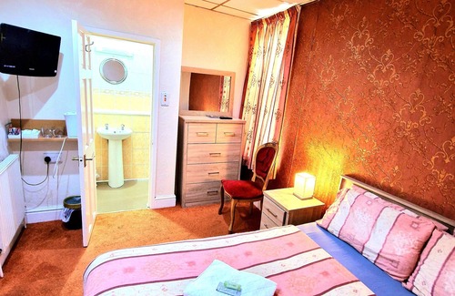 Blackpool Town Center House | The Albany Hotel