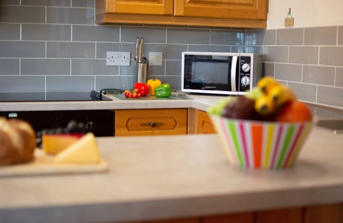 Aldborough House | The Aldborough - Two Bedroom House, Sleeps 4