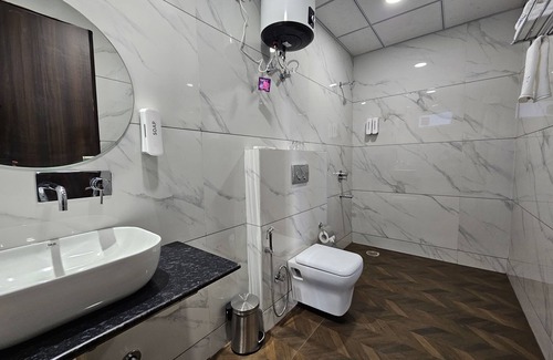 Gurugram Hotel | The Altruist Hotel Sec-57