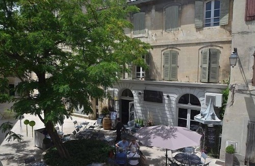 Villeneuve-les-Avignon Apartment | The appt is located in the heart of downtown, 5 minutes from Avignon
