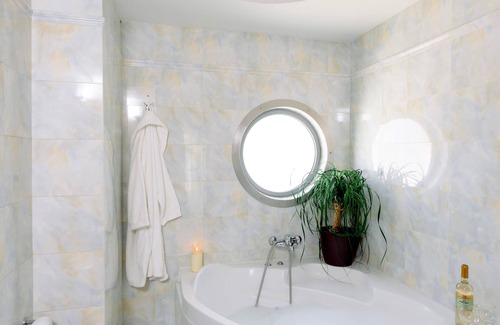 Omonia Hotel | The Athens Mirabello