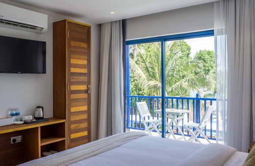 Kampot Hotel | The B Resort