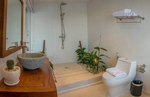 Kampot Hotel | The B Resort