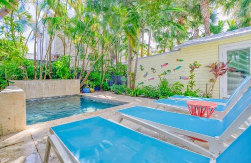 Uptown - Upper Duval House | The Bahama House - Key West