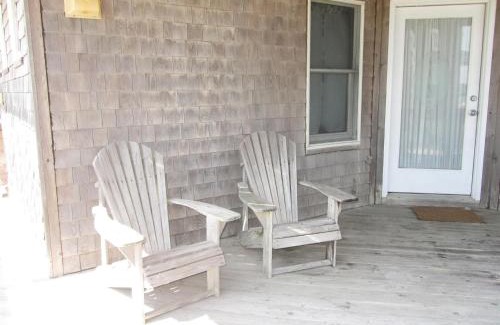 Frisco House | THE BAITED HOOK cottage