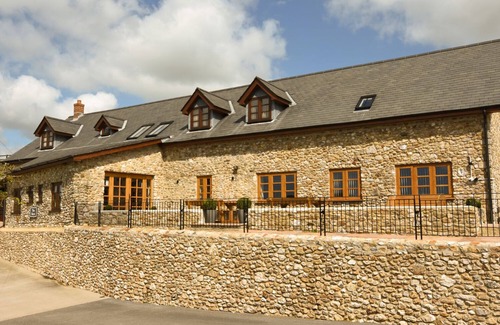 Colyton Cottage | THE BARN, pet friendly, luxury holiday cottage in Southleigh
