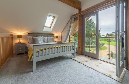 Hunstanton House | The BeeHive