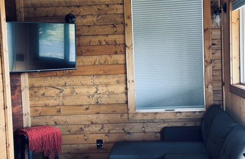 Three Forks Cabin | The Best View In Three Forks & A Short Walk to Downtown!