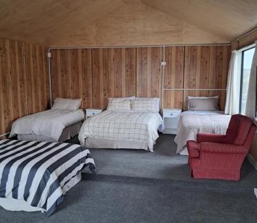 Waianakarua House | The Big Chook Accommodation