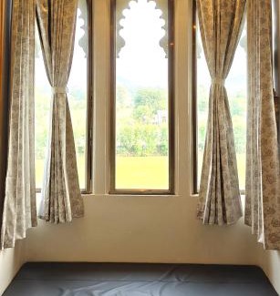 Chikalwas Hotel | The Biletha Bagh