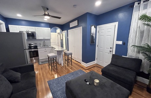 Allentown Apartment | The Blue backyard studio suite! Convenience and practicality in one place!