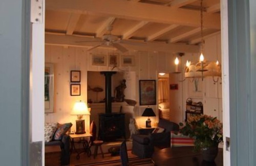Montecito Cottage | The Blue Beach House - on the Sand at Miramar Beach,Montecito