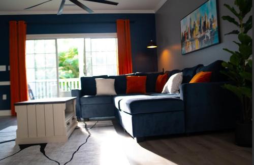Charlotte Apartment | The Blue Oasis