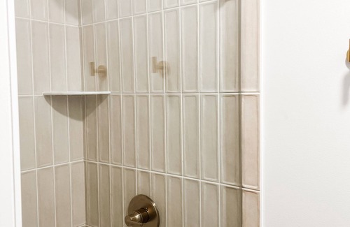 Whitehall Apartment | The Blush Room - #20